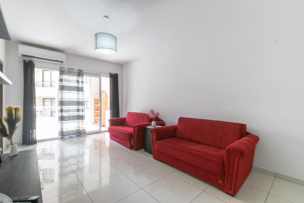 Modern Apt. Close To The Square St. Paul's Bay Exterior foto